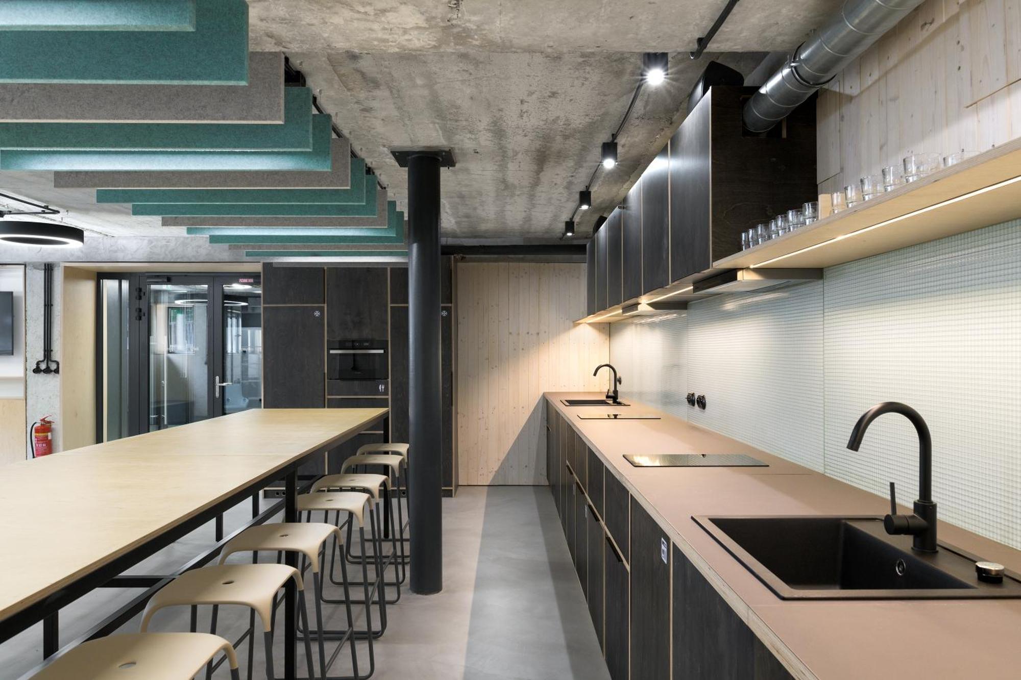 Izy Stay Hostel Bratislava Eksteriør billede