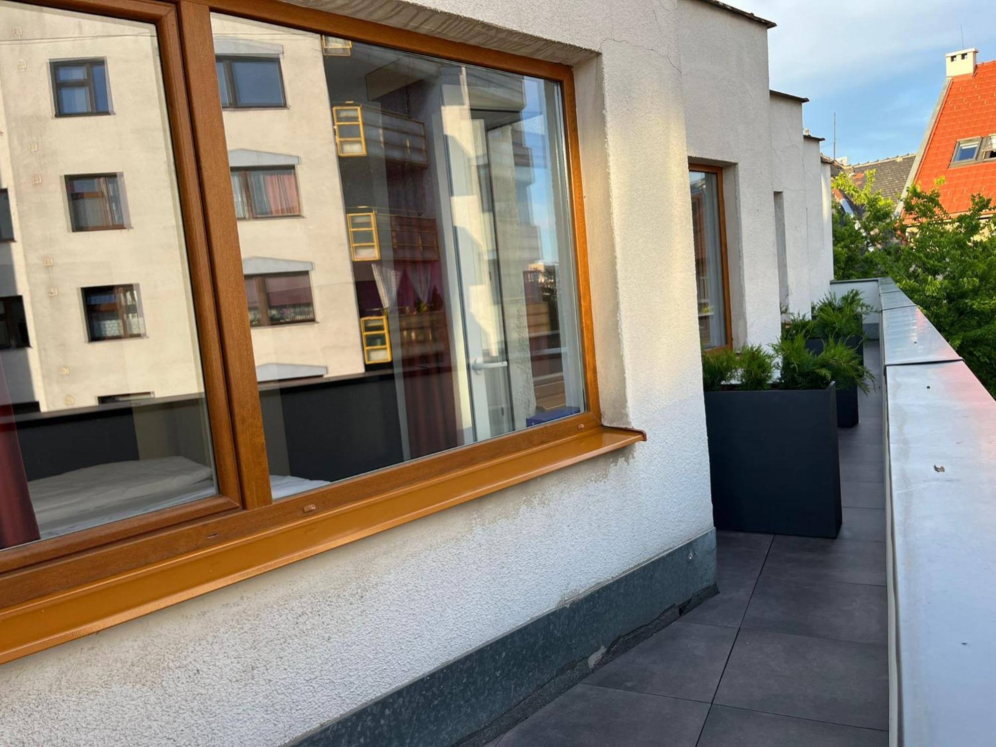 Izy Stay Hostel Bratislava Eksteriør billede