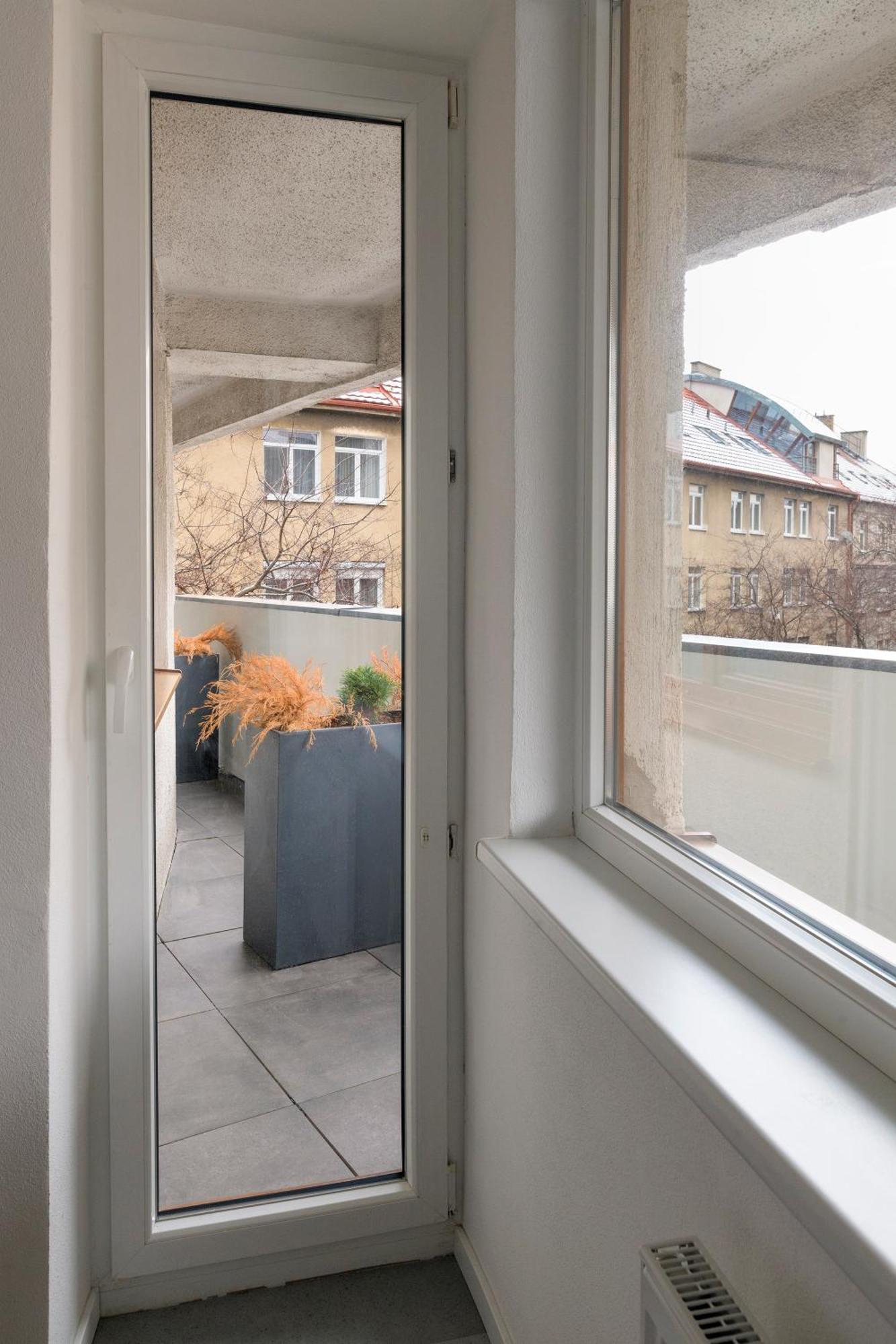 Izy Stay Hostel Bratislava Eksteriør billede