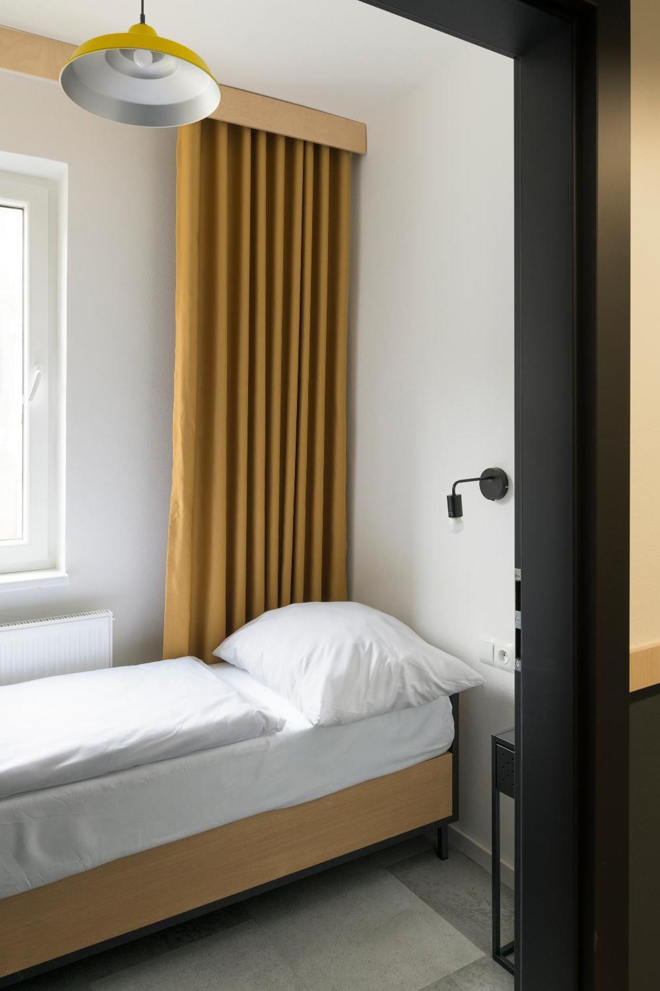 Izy Stay Hostel Bratislava Eksteriør billede