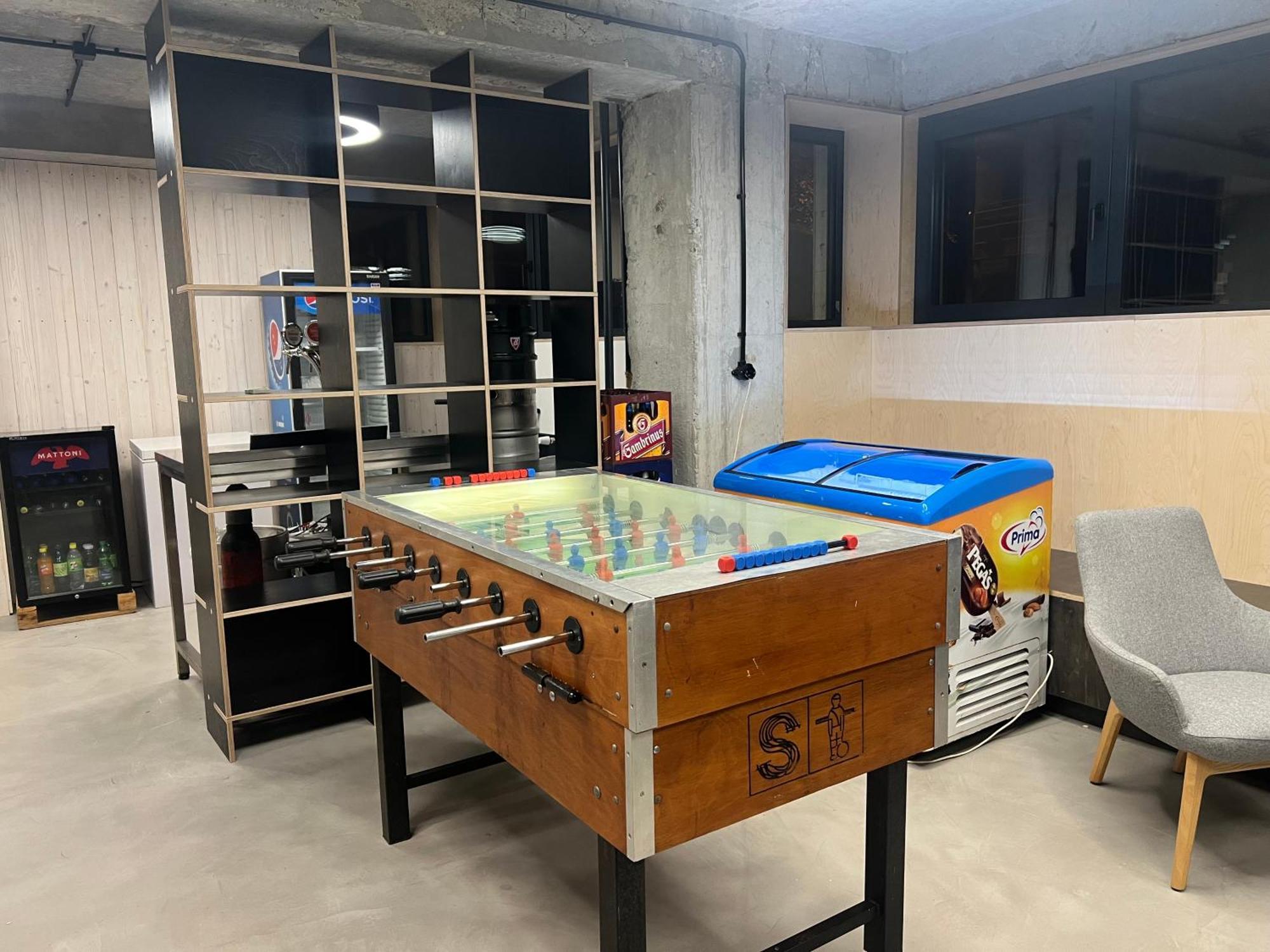Izy Stay Hostel Bratislava Eksteriør billede